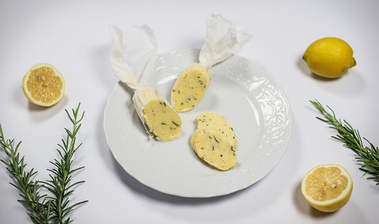 Zitronen-Meerrettich Butter